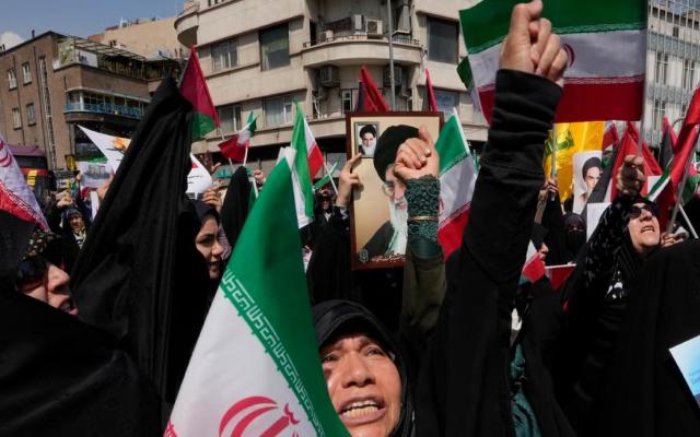 باكستان: نصطفُّ مع إيران في مواجهة التصعيد الإسرائيلي