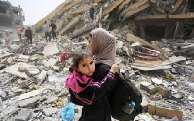 الحرب على غزة: تصعيد عسكري وأزمة إنسانية متفاقمة