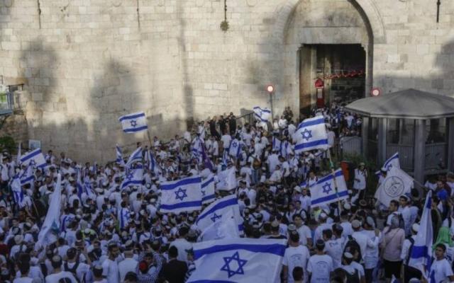 ثلاثة جمع ساخنة ومخاوف من تصعيد الاقتحامات.. ماذا ينتظر المسجد الأقصى في مايو؟