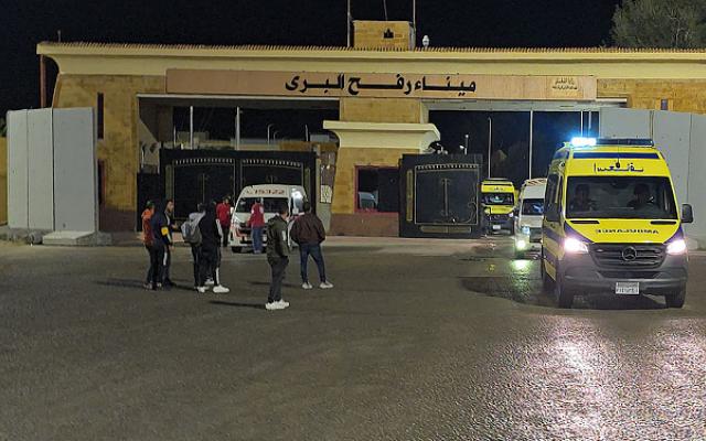 أكثر من 18 ألف مريض بحاجة لرعاية طبية متخصصة غير متوفرة بغزة