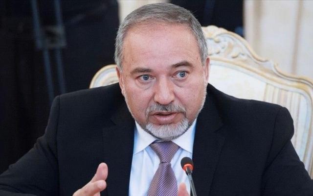 ليبرمان يطالب بتجهيز ملاجئ لملايين الإسرائيليين خشية حرب مع إيران