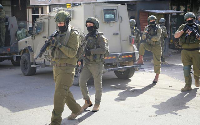 اقتحامات واعتقالات بالضفة والقدس واعتداءات للمستوطنين بالأغوار