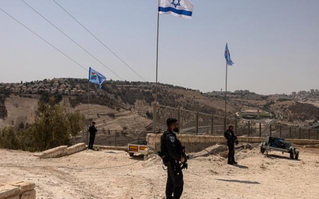 السفارة الأميركية تعلن البدء بتقديم خدمات قنصلية في مستوطنات الضفة