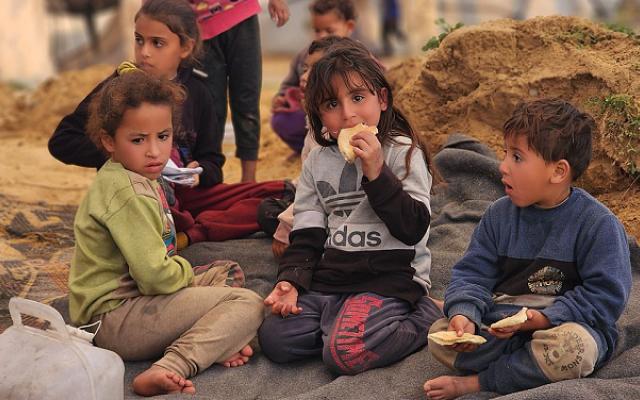 غزة: شهداء وجرحى الجمعة مع تواصل القصف والخروقات الإسرائيلية