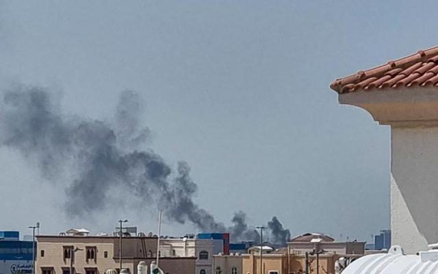 إيران تواصل اعتداءاتها على دول الخليج: إصابات وأضرار في عُمان والإمارات