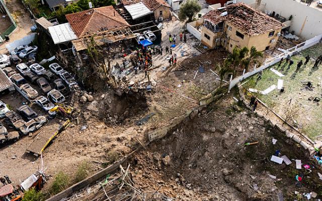 إيران تهدد بقصف الجامعات الأميركية بالشرق الأوسط وتجدد قصف جنوبي إسرائيل