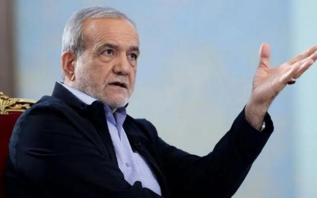 بعد قصف "لارك".. الرئيس الإيراني يتوعد: لن نقف مكتوفي الأيدي وسنرد بحزم