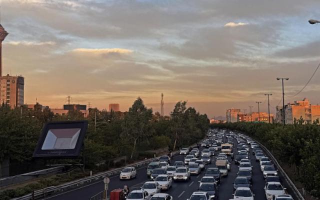  ترامب منفتح على محادثات وإيران لا ترى جدوى للتفاوض