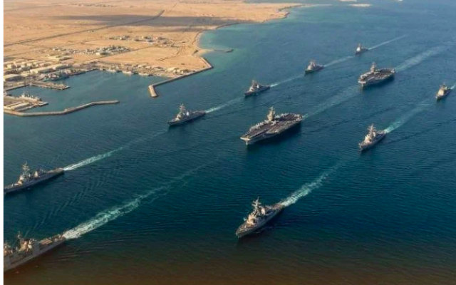 السفن الأميركية في البحرين تتحرك إلى البحر عشية جلسة مفاوضات مرتقبة