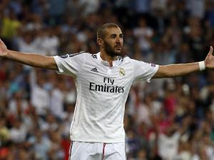 مطالبات بعدم ضم بنزيمة للمنتخب الفرنسي