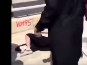 وسحل ضرب