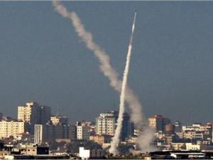 اطلاق الصواريخ