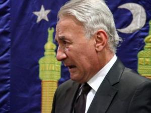 عزت أبو عوف