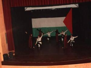 ايطاليا