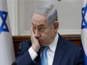 كاتب إسرائيلي: نتنياهو يطيل أمد الحروب لأهداف سياسية