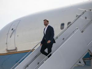 هيئة البث العبرية: نائب ترامب يتراجع عن دخول غزة لأسباب أمنية