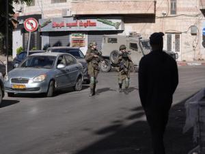 الضفة الغربية | اقتحامات لمدن وبلدات وتواصل اعتداءات المستوطنين