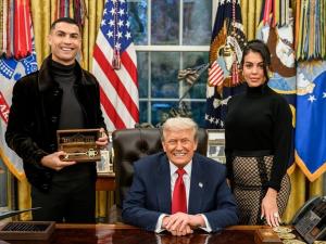 رونالدو يخرج عن صمته.. وينشر صورا مع جورجينا وترامب