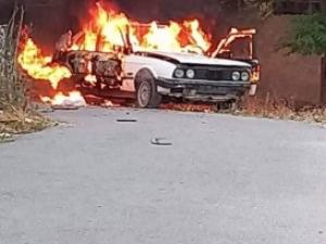 الاحتلال يفجر مركبة- اعتقالات في الضفة