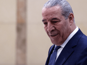 وفد من فتح إلى القاهرة لإقناع "الشعبية" بعدم الانضمام إلى التحالف السياسي للانتخابات