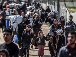 855 شهيدًا منذ استئناف الحرب على غزة والاحتلال يبحث تصعيد العدوان