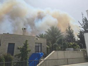 حرائق جبال القدس: إخلاء "واحة السلام" وبلدات إسرائيلية أخرى