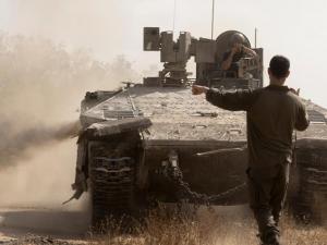 قائد "فرقة غزة" في جيش الاحتلال يطلب إنهاء مهامه "لأسباب شخصية"