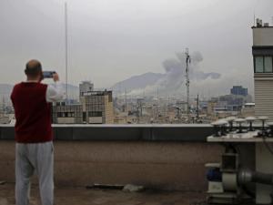  إيران تحذر الشركات الأميركية وترقب للرد على طلب ترامب بتأمين هرمز