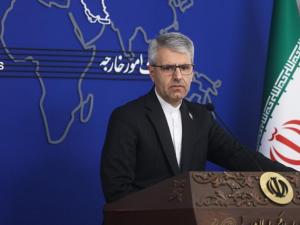 طهران: سنبحث بالدوحة الإفراج عن أموالنا المجمدة ولن نلتقي الأميركيين