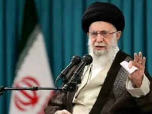 طهران تكثّف استعداداتها لتشييع المرشد الإيراني السابق علي خامنئي