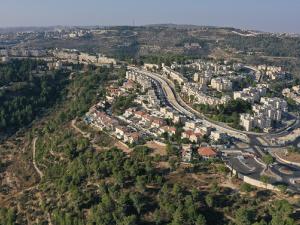 مخطط استيطاني جديد يعمّق فصل القدس عن بيت لحم وجنوبي الضفة