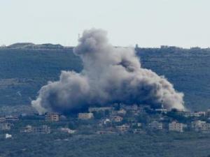3 شهداء في غارة على جنوب لبنان والمقاومة تستهدف مواقع للاحتلال