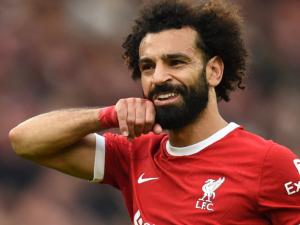 مليون جنيه إسترليني في الأسبوع.. رامي عباس يكشف عن دخل محمد صلاح وتفاصيل عقده مع ليفربول