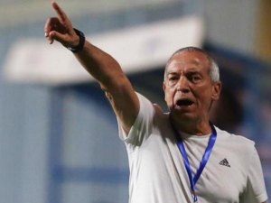 فيريرا مدرّب الزمالك يرحل عن النادي