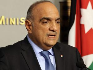 الأردن: حظر النشر بقضية أحد أطرافها رئيس الحكومة