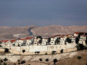 مخططات بناء استيطاني لمنع توسيع بلدات فلسطينية