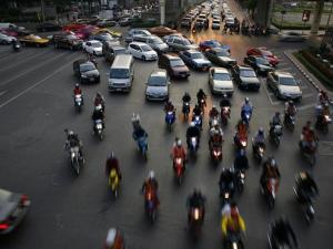 تايلاند: القيادة تحت تأثير الكحول عقوبتها الخدمة في مشرحة