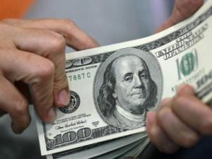 تواصل ارتفاع أسعار صرف الدولار في فلسطين اليوم الأربعاء 15/6/2022.