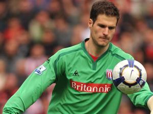 البوسني بيجوفيتش حارسًا لتشيلسي