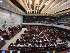 فيديو: طرد وزير إسرائيلي من قاعة الكنيست