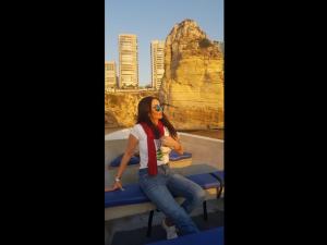 “لبنان الغالي” أغنية تطلقها الفنانة الفلسطينية سيدر زيتون في عيد استقلاله