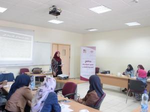 البيرة: ورشة تدريبية حول تعزيز المشاركة المدنية للشباب