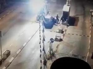 أنباء أولية عن عملية طعن وخطف سلاح جندي قرب مستوطنة "أرائيل" في سلفيت