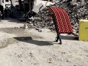 تقرير إسرائيلي: الجيش يوسع "الخط الأصفر" بموافقة "مجلس السلام"