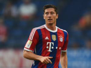 مساعٍ لضم روبرت ليفاندوفسكي إلى مانشيستر يونايتد