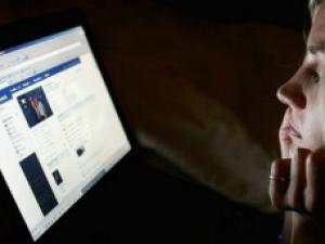 عطل عام بفيسبوك يمنع نشر الصور