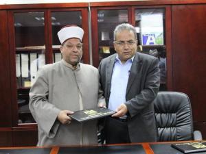 توقيع اتفاقية  لتنمية الأراضي الزراعية الوقفية