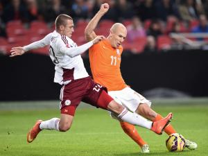 تركيا تهزم هولندا بثلاثية نظيفة