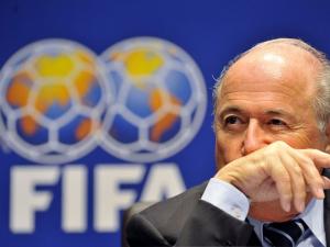 بلاتر قد يبقى رئيسًا للفيفا