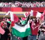 مشجعو قطر يهتفون "الحرية لفلسطين" بعد التعادل التاريخي مع سويسرا
